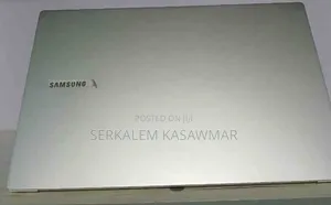 New Laptop Samsung S3510 8GB Intel Core I5 SSD 256GB