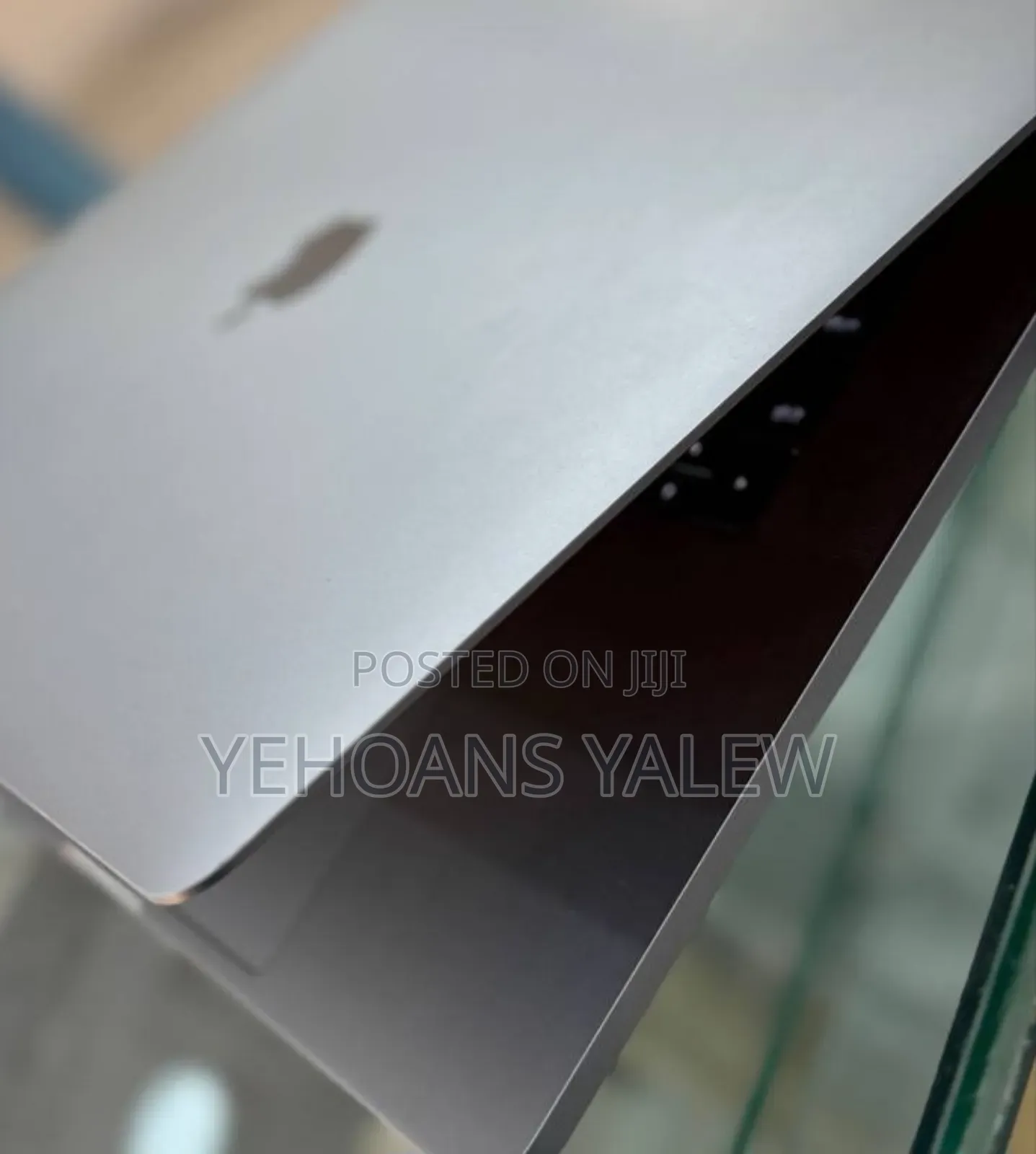 New Laptop Apple MacBook Pro 2017 16GB Intel Core I7 SSD 512GB