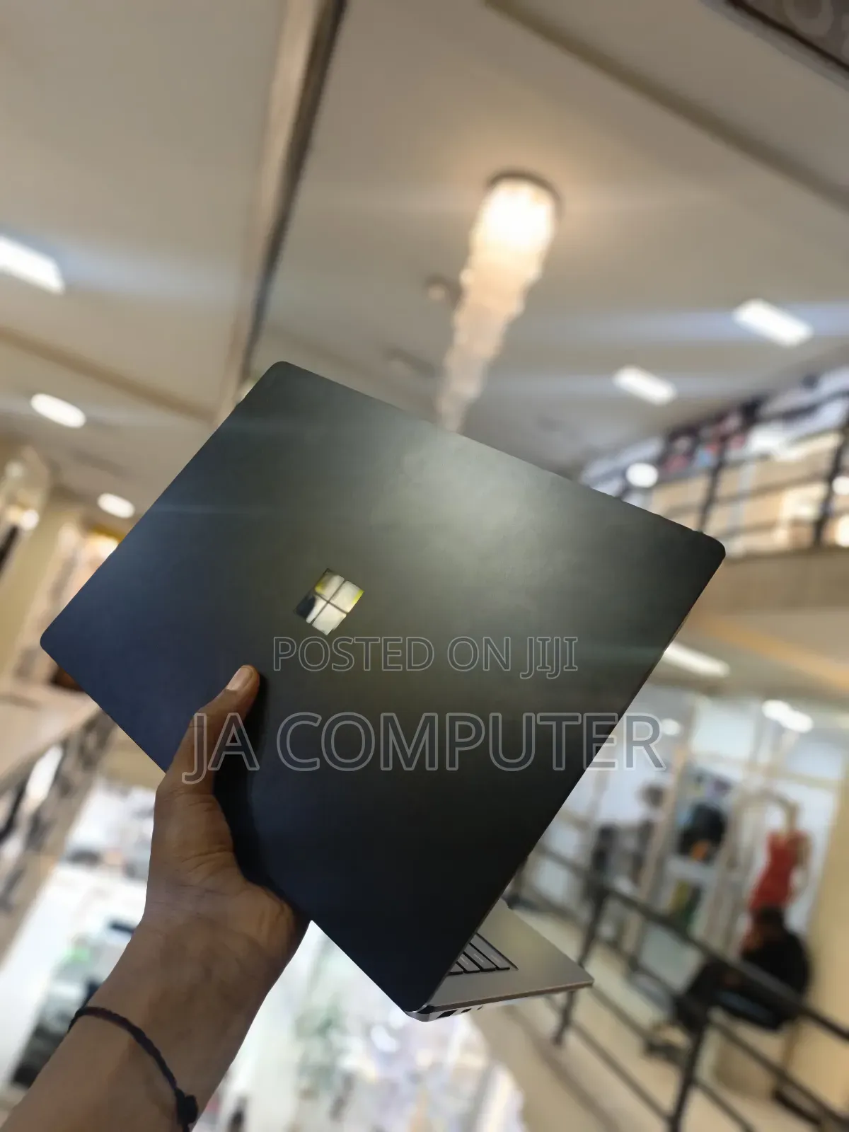 New Laptop Microsoft Surface 16GB Intel Core I7 SSD 512GB