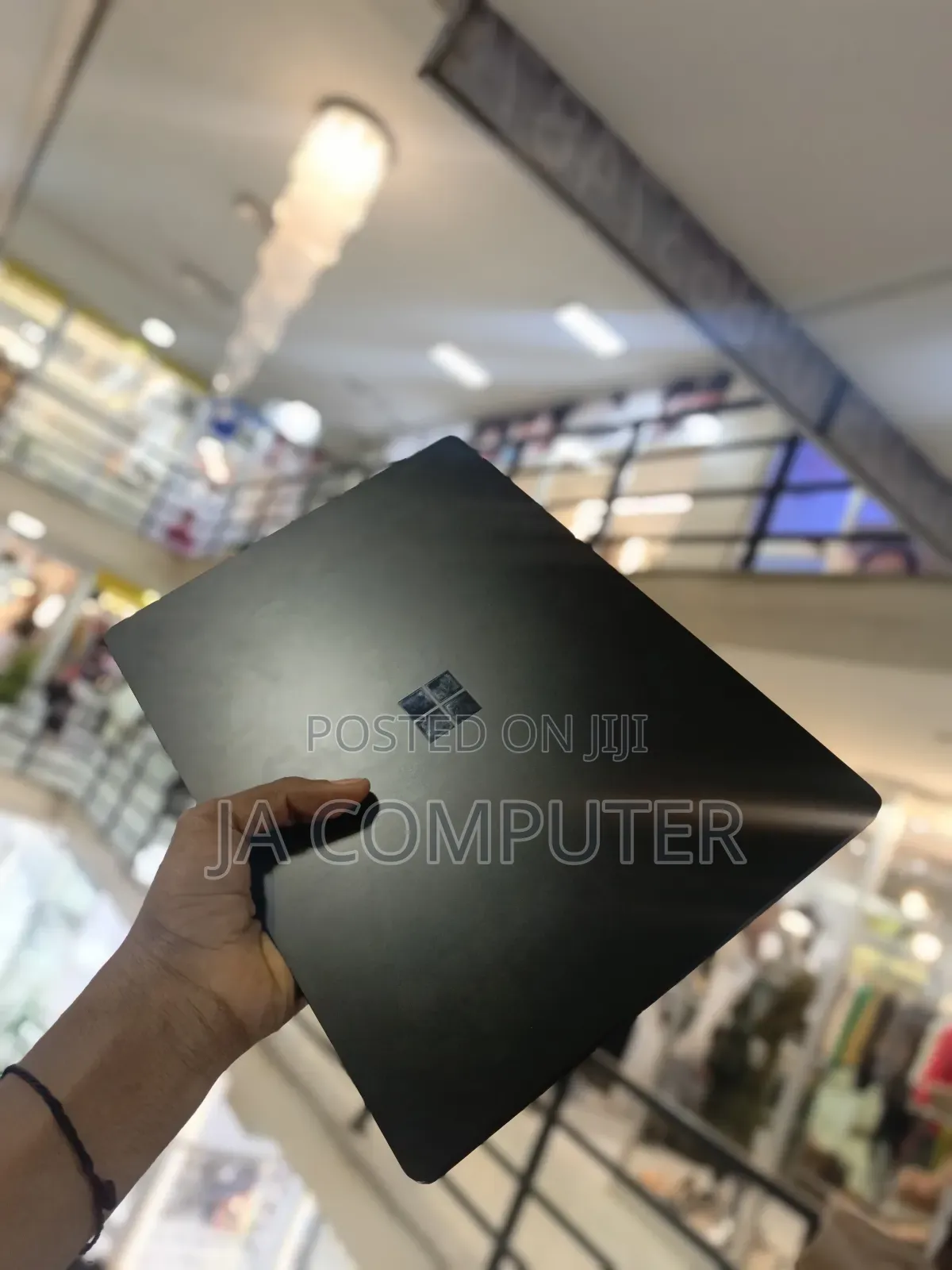 New Laptop Microsoft Surface 16GB Intel Core I7 SSD 512GB