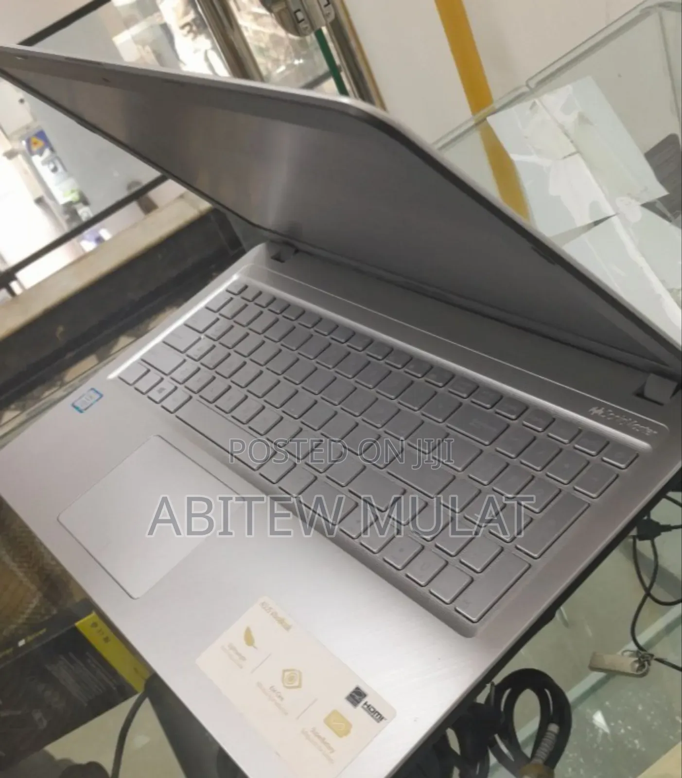 New Laptop Asus VivoBook 15 X505BA 8GB Intel Core I5 HDD 1T