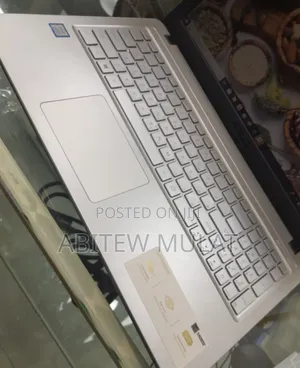 New Laptop Asus VivoBook 15 X505BA 8GB Intel Core I5 HDD 1T