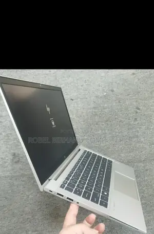 New Laptop HP EliteBook 830 G8 16GB Intel Core i5 SSD 512GB