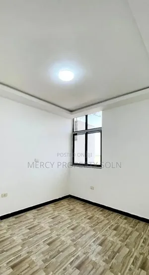 6bdrm House in Bole for sale