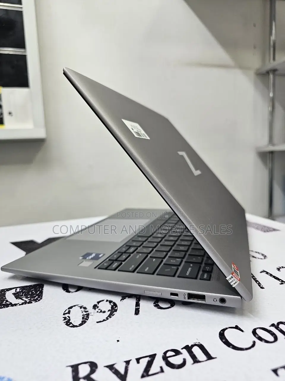 New Laptop HP ZBook 14 16GB Intel Core I7 SSD 512GB