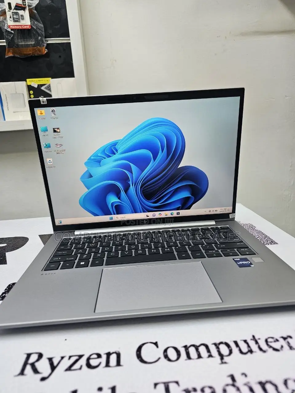 New Laptop HP ZBook 14 16GB Intel Core I7 SSD 512GB