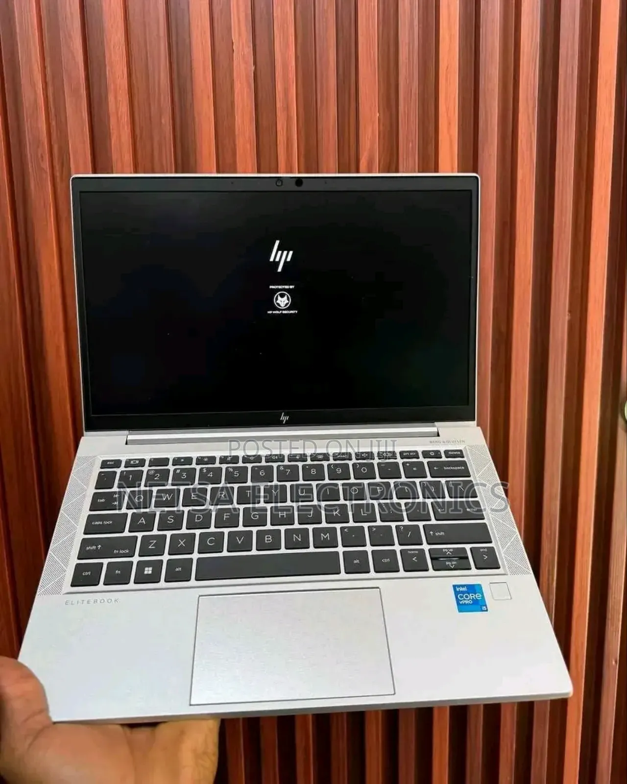 New Laptop HP EliteBook 830 G8 16GB Intel Core I5 SSD 512GB