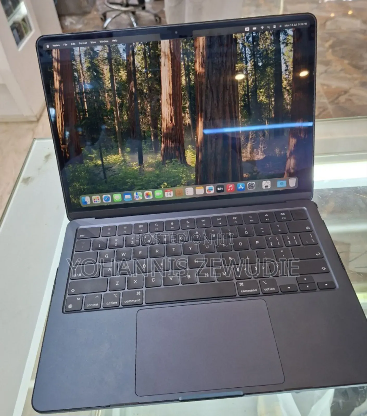 New Laptop Apple MacBook Air 2022 M2 8GB Apple M2 SSD 256GB