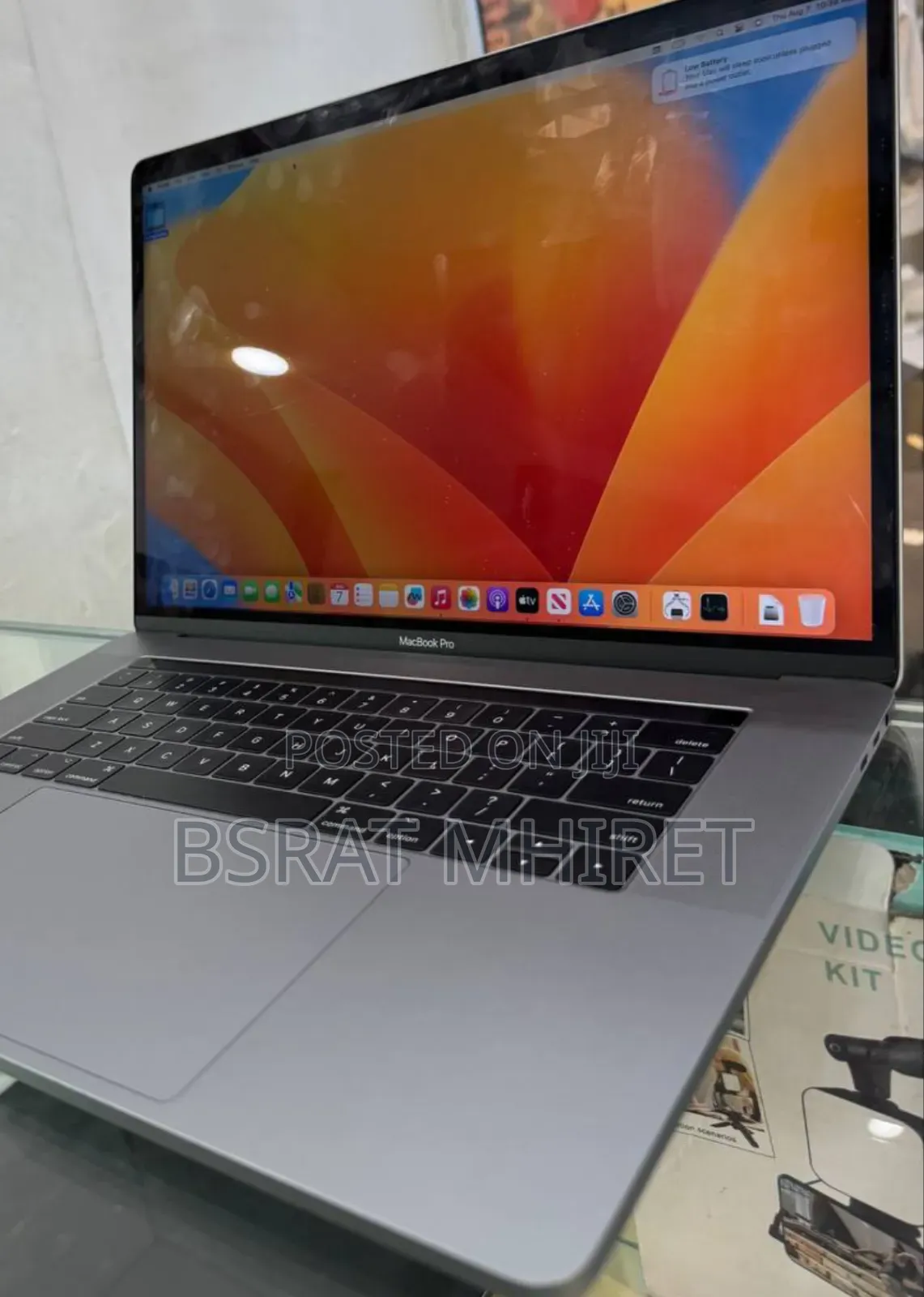 New Laptop Apple MacBook Pro 2017 16GB Intel Core I7 SSD 512GB