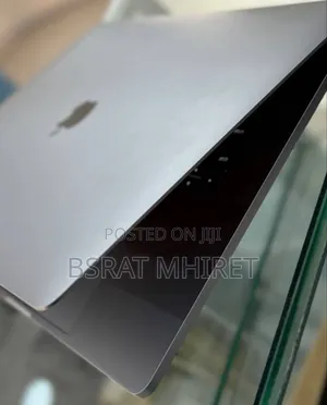 New Laptop Apple MacBook Pro 2017 16GB Intel Core I7 SSD 512GB