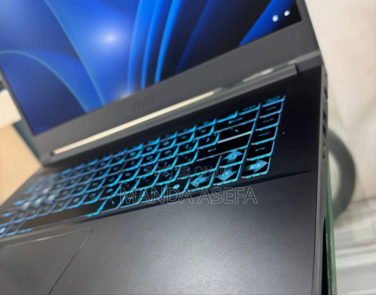 New Laptop MSI 16GB Intel Core I7 SSD 512GB