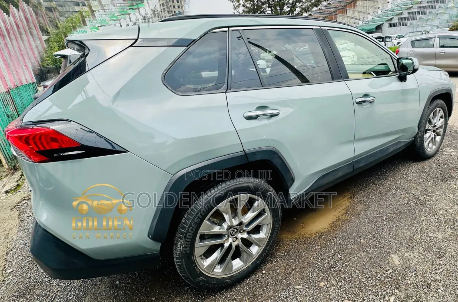 Toyota RAV4 2021 Green
