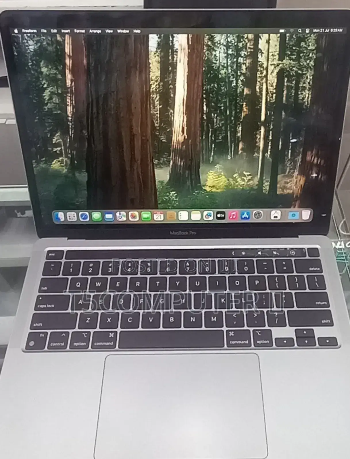 New Laptop Apple MacBook Pro M1 8GB Apple M1 Pro SSD 256GB