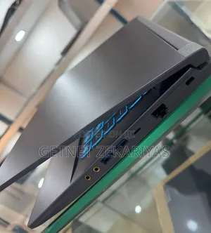 New Laptop MSI 16GB Intel Core I7 SSD 512GB