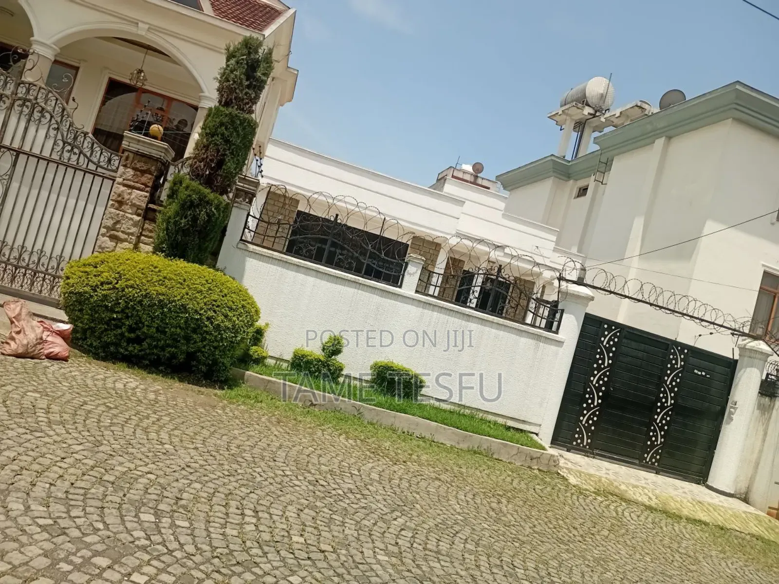 Furnished 4bdrm Villa in Wosene Hill Side, Yeka for sale