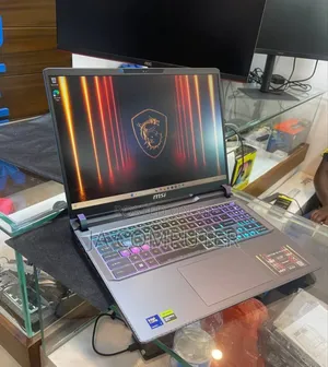 New Laptop MSI Vector 16 HX AI A2XWIG 16GB Intel Core Ultra 7 SSD 1T