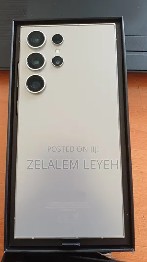 Photo - New Samsung Galaxy S24 Ultra 512 GB Gray