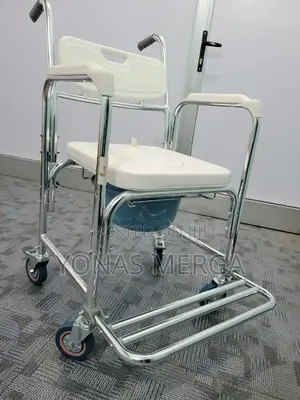 Photo - 4 in 1 Commode Chair娘支anyone Who Needs a Shower Chair||Pot