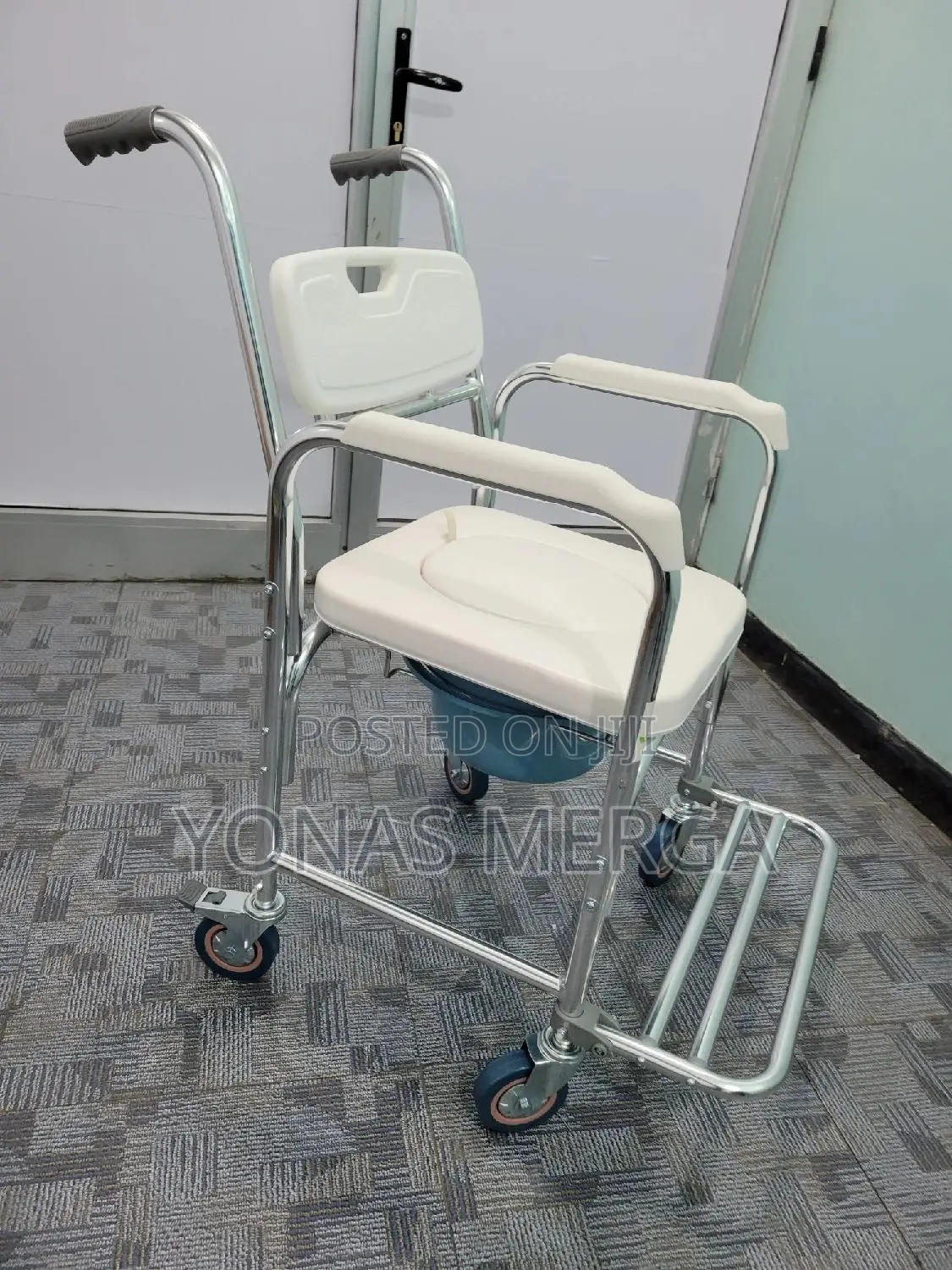 Toilet Chair//Pot Bathroom and Different Types of Flooring