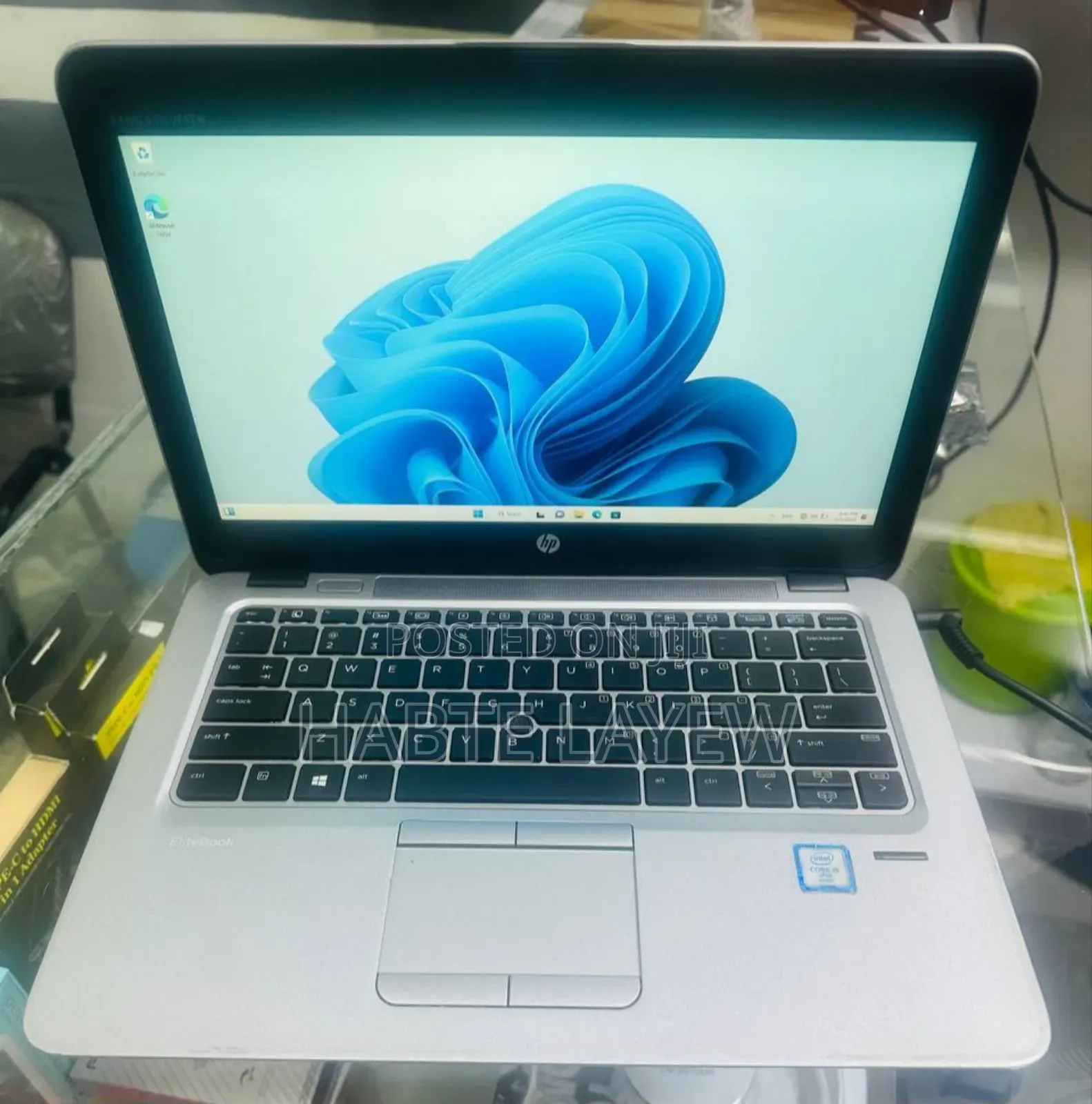 New Laptop HP EliteBook 820 G3 8GB Intel Core I5 SSD 128GB