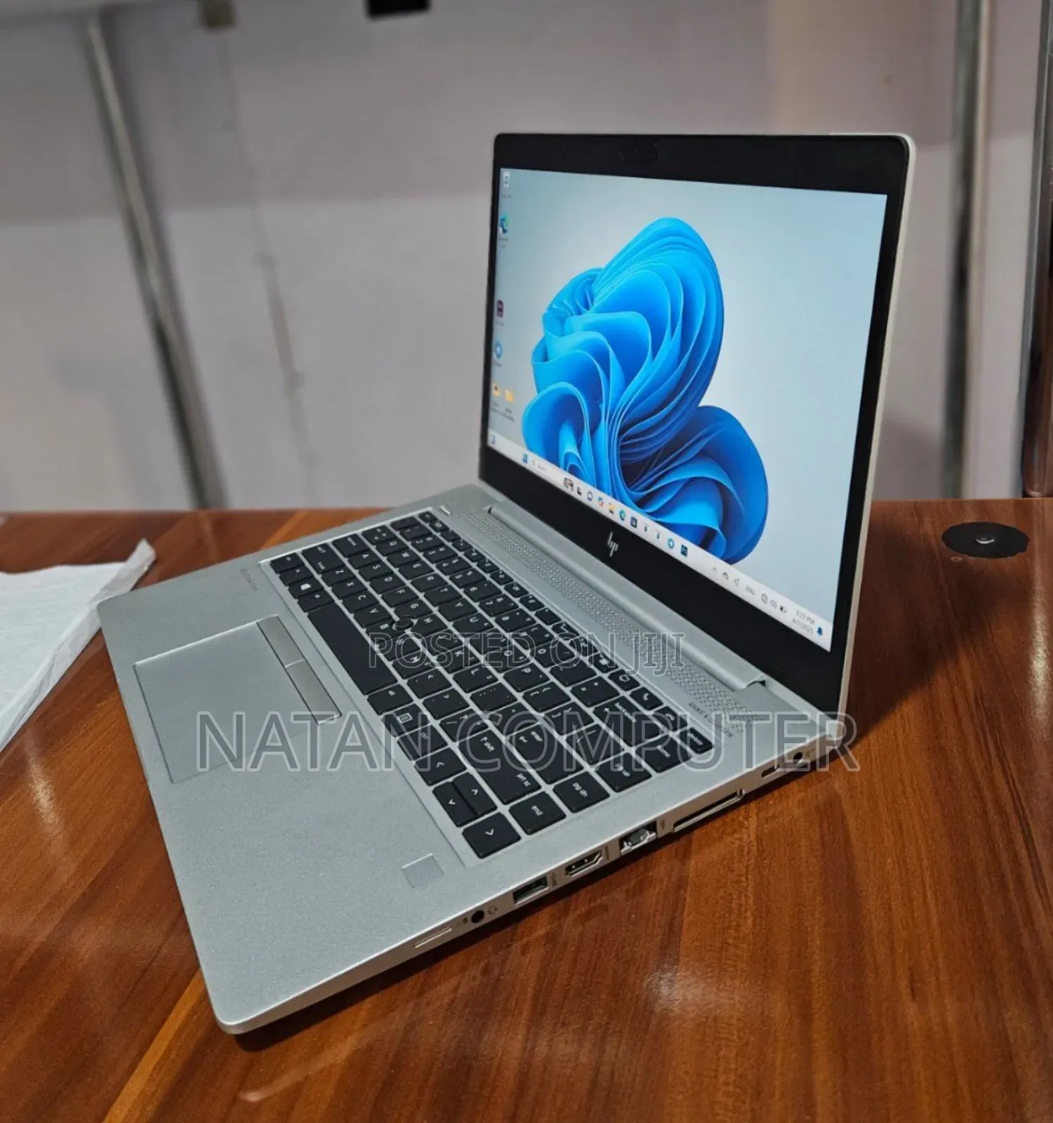 New Laptop HP EliteBook 745 G6 8GB AMD Ryzen 5 SSD 256GB