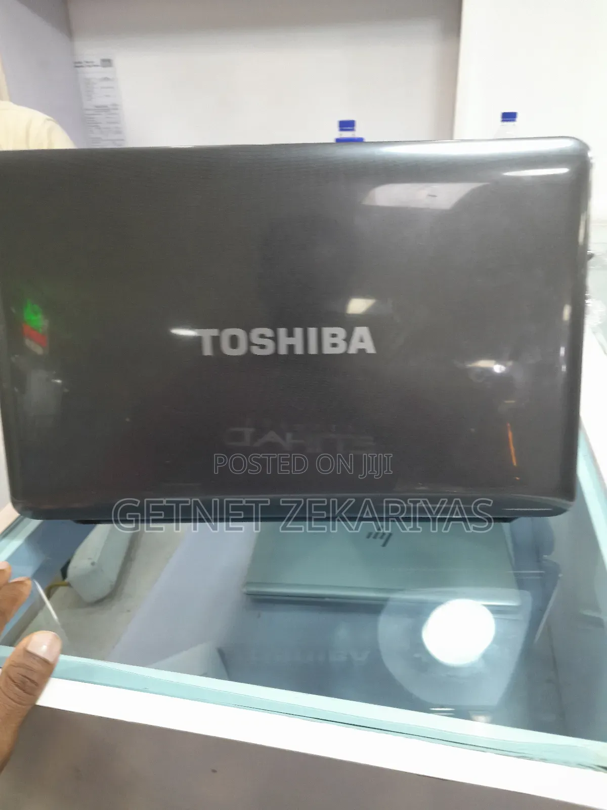 New Laptop Toshiba Satellite L300D 4GB Intel Pentium HDD 320GB
