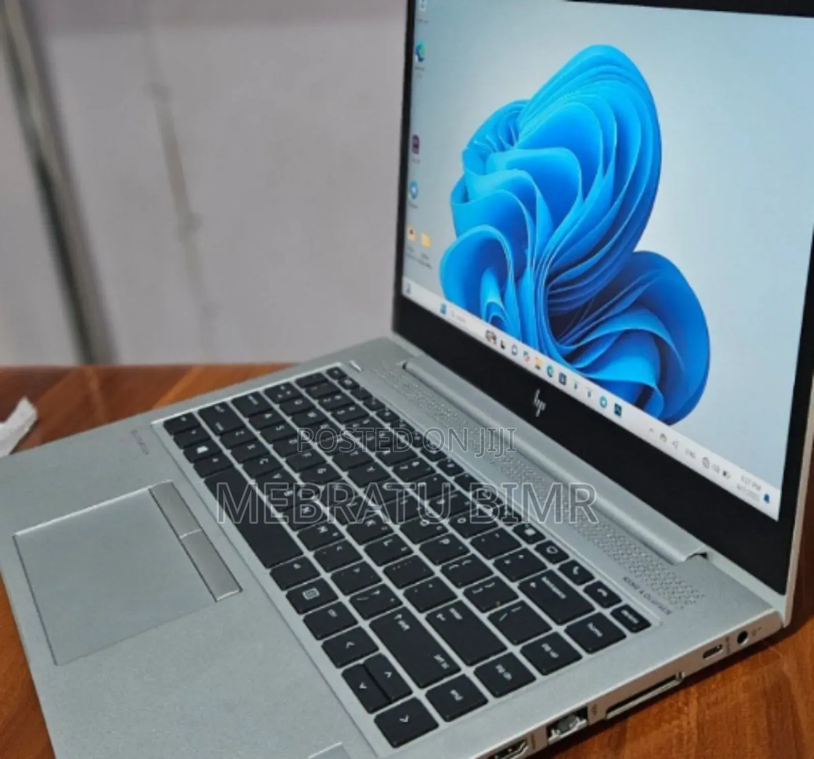 New Laptop HP EliteBook 745 G6 8GB AMD Ryzen 5 SSD 256GB