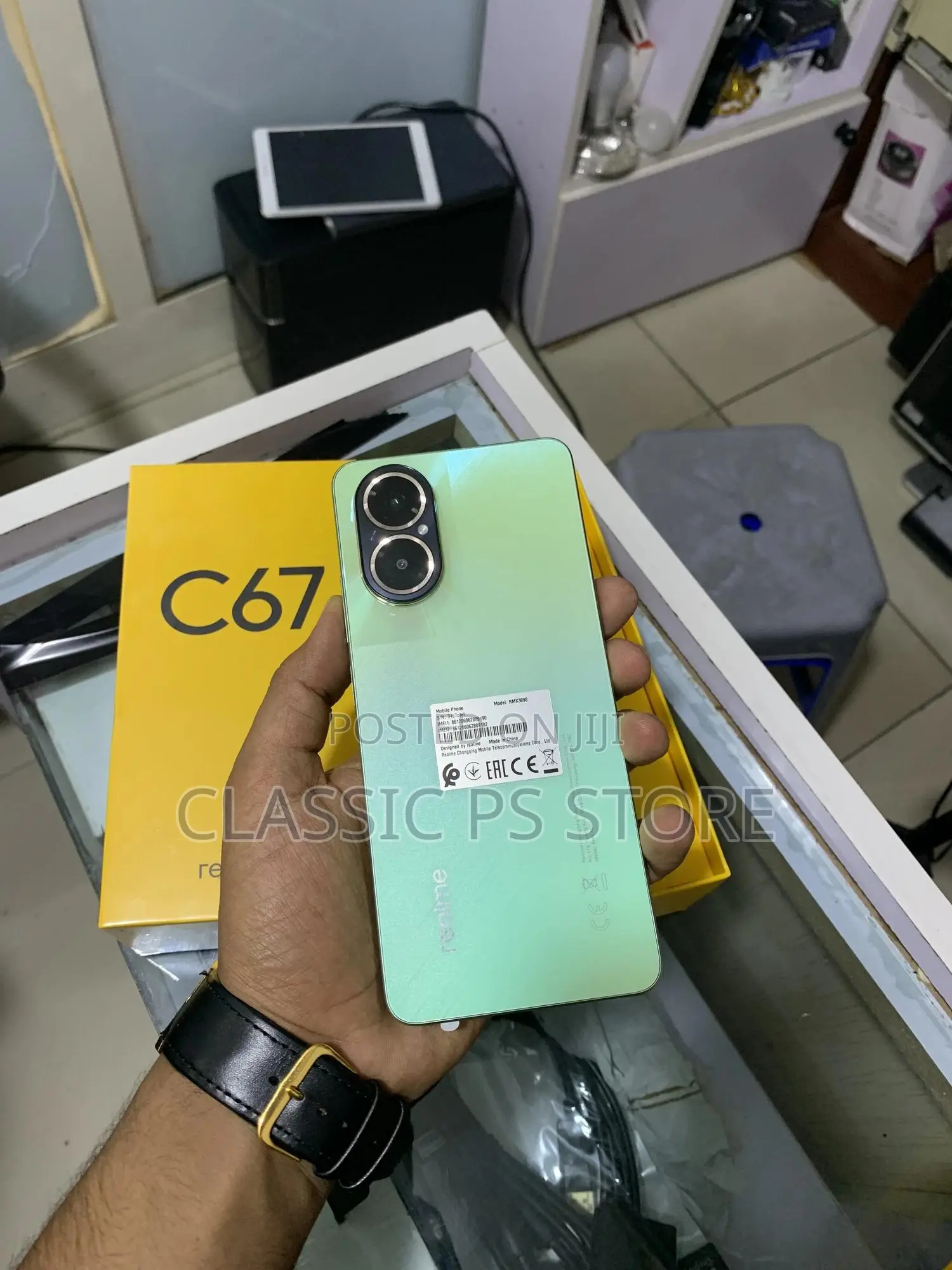 New Realme C67 256 GB Green