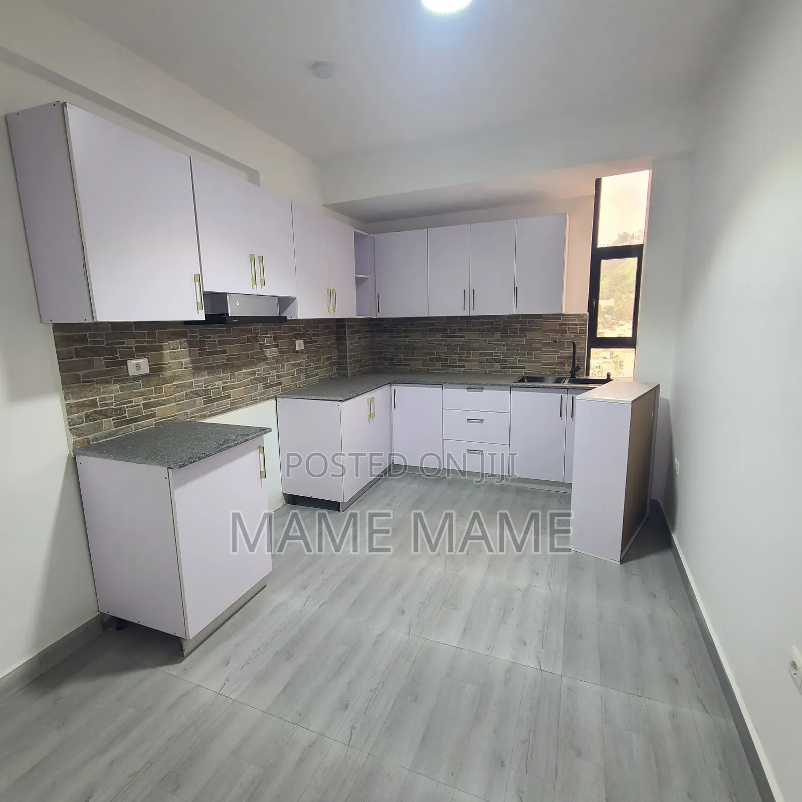 3bdrm Apartment in Addis Abeba, Yeka for rent