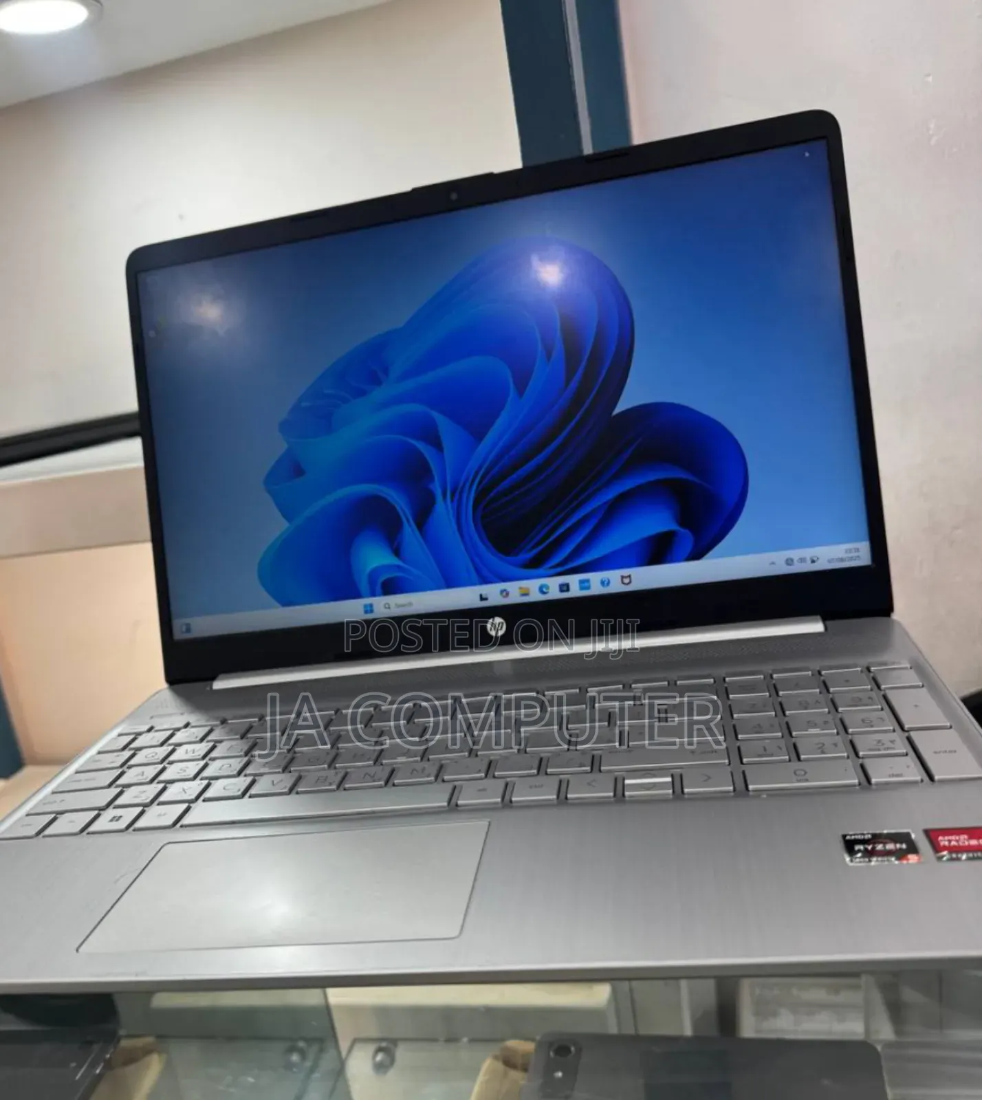 New Laptop HP Stream Notebook 16GB AMD Ryzen 5 SSD 512GB