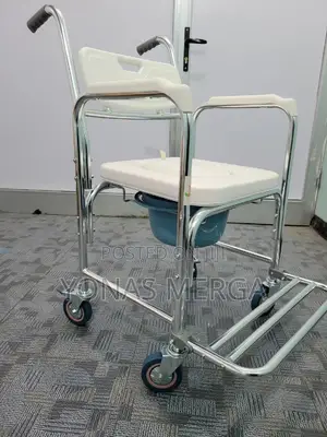 4-in-1 Bedside Commode/Shower塽0equipped Aluminumة㝀pot Chair