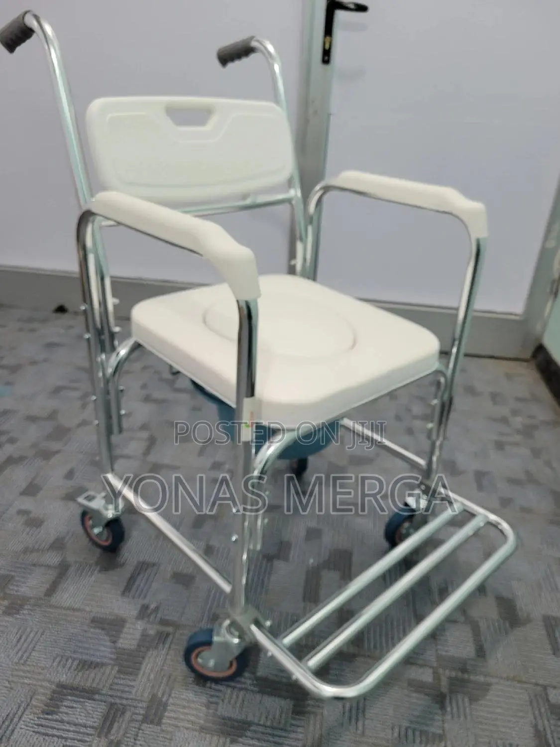 Toilet Chairق曲pot||Complete With Potty, Plastic Commode Seat