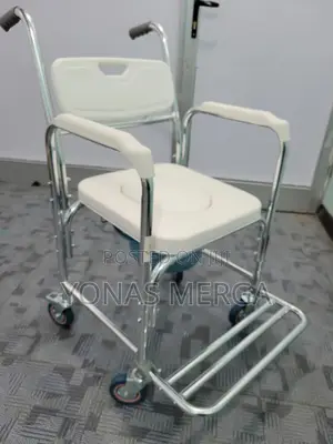 Photo - Toilet Chairق曲pot||Complete With Potty, Plastic Commode Seat