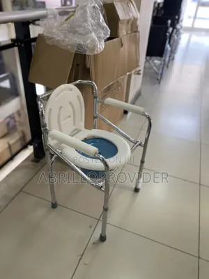 Photo - Toilet Chair口手toilet Chair廿手toilet Chair手田toilet Chair田手toil