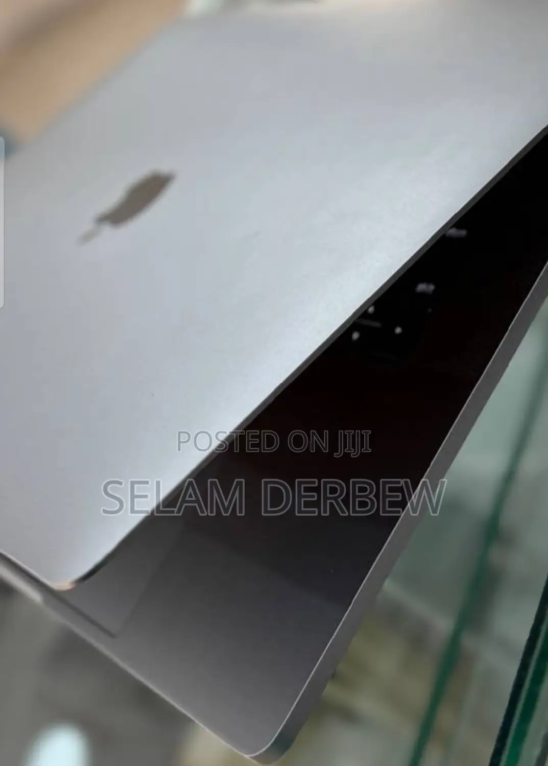 New Laptop Apple MacBook Pro 2017 16GB Intel Core I7 SSD 512GB