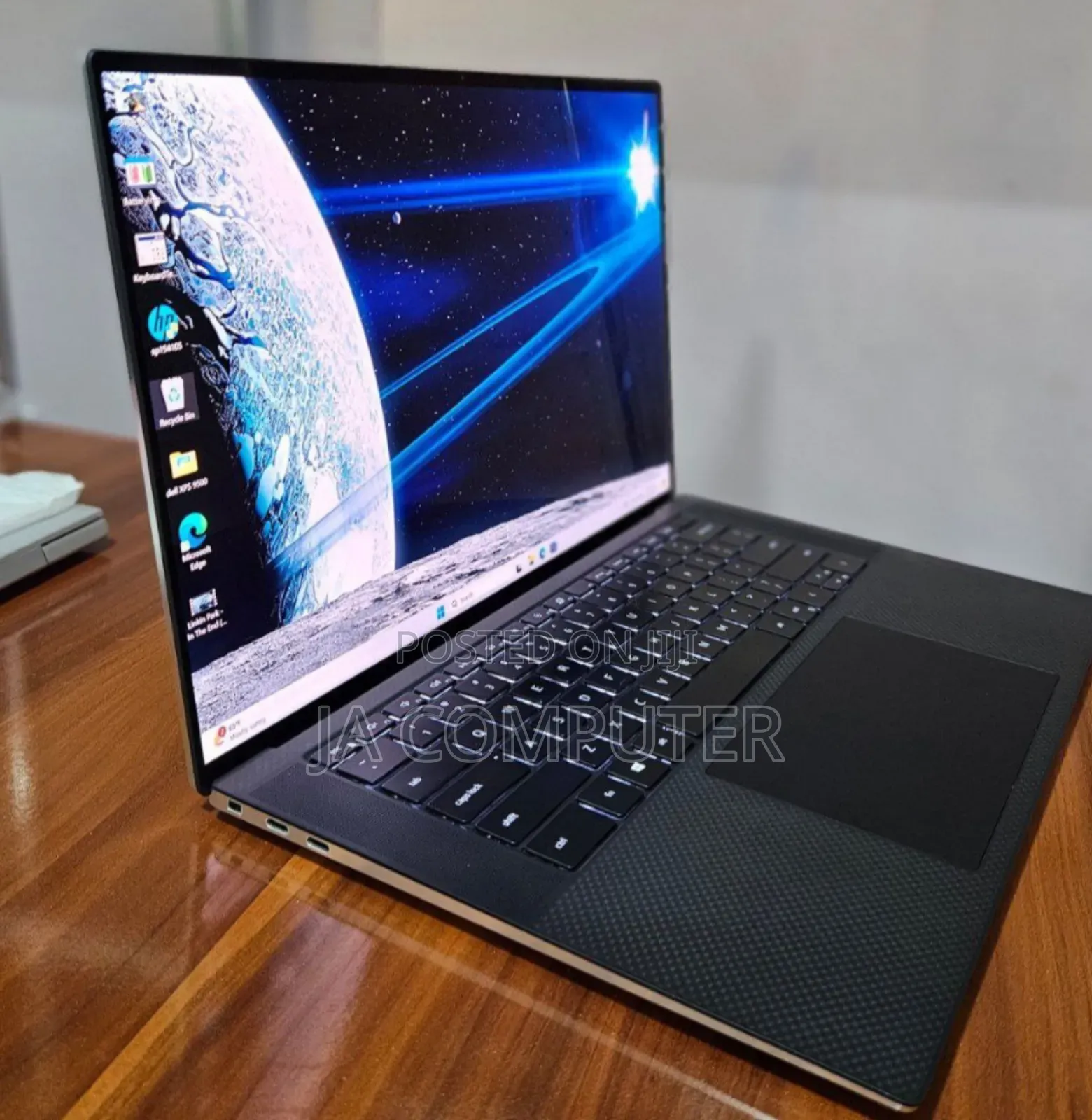 New Laptop Dell XPS 15 32GB Intel Core I7 SSD 512GB