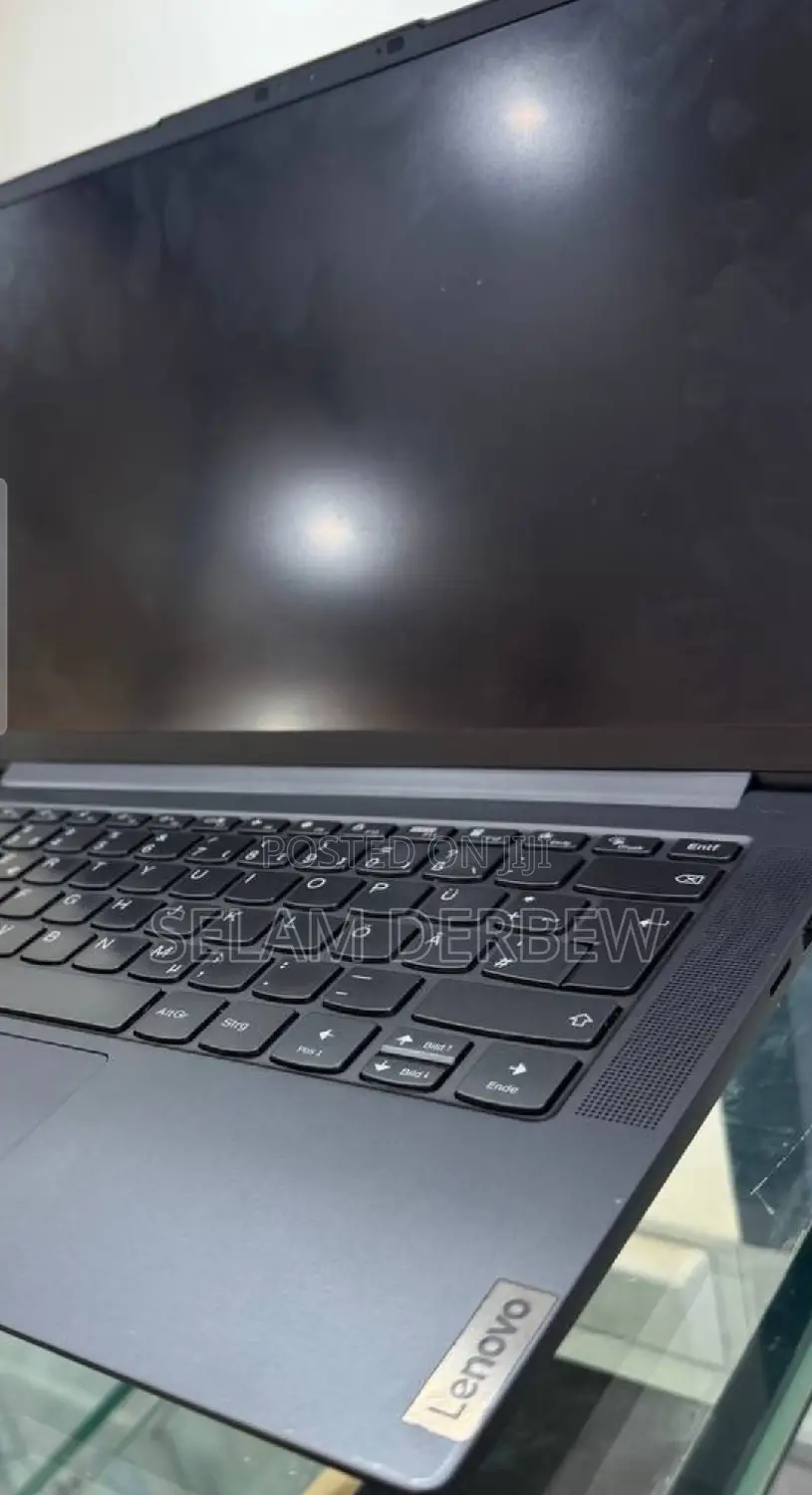 New Laptop Lenovo Yoga 7i 16GB AMD Ryzen 7 SSD 512GB