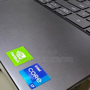 New Laptop Dell Vostro 1015 16GB Intel Core I5 SSD 512GB