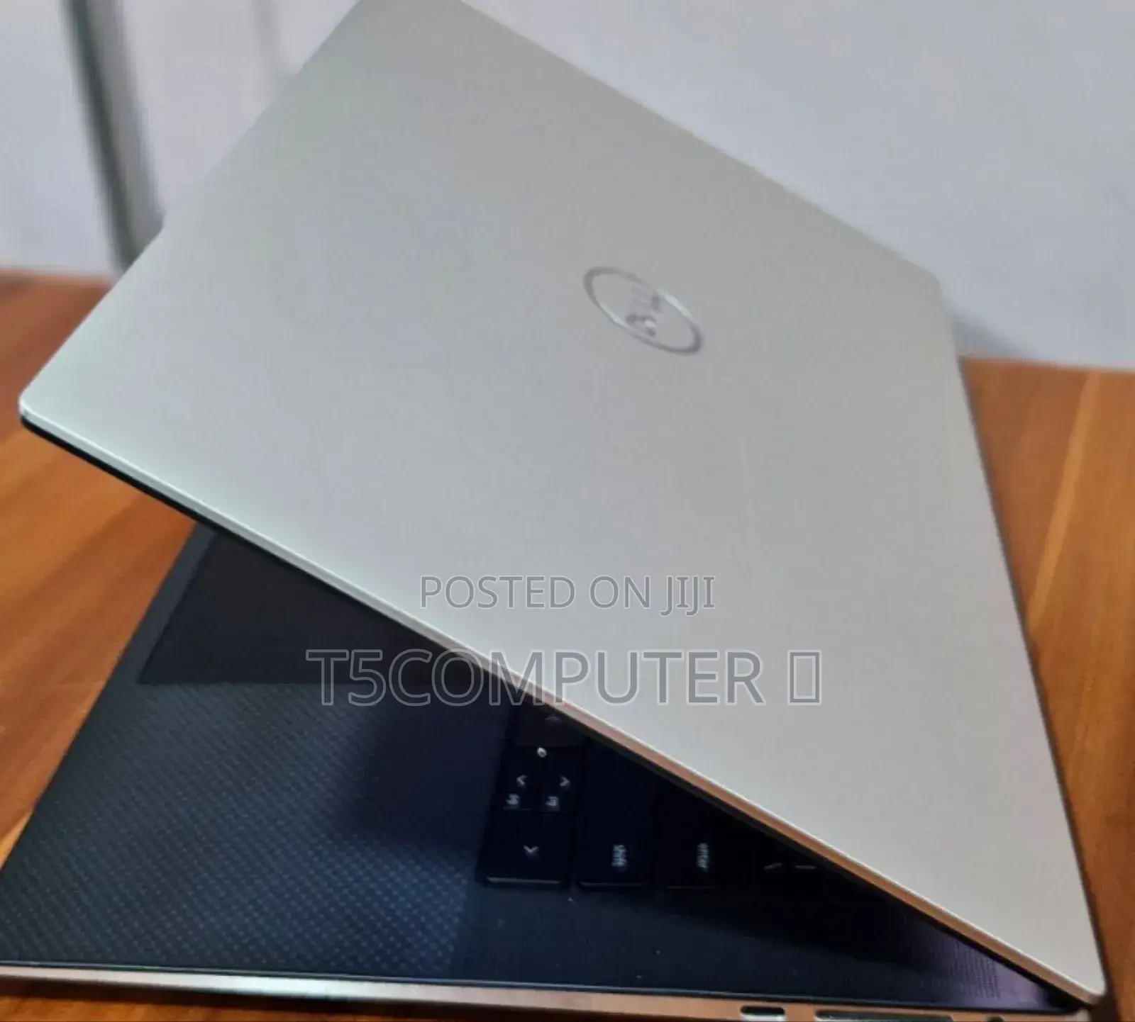 New Laptop Dell XPS 15 32GB Intel Core I7 SSD 512GB