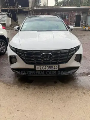 Photo - Hyundai Tucson 2022 White