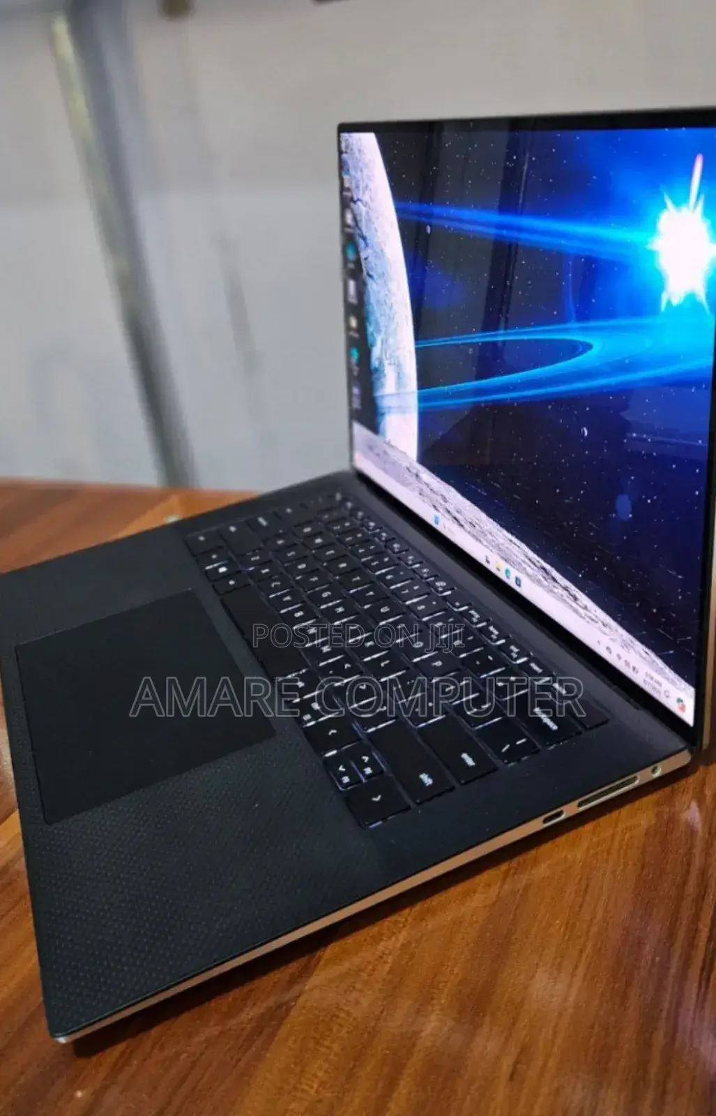 New Laptop Dell XPS 15 32GB Intel Core I7 SSD 512GB