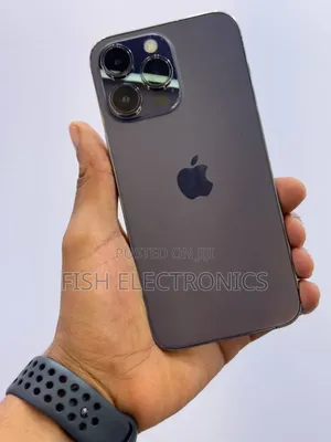 Photo - Apple iPhone 14 Pro Max 256 GB Purple