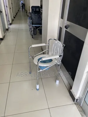 Photo - Toilet Chair廿手toilet Chair口手toilet Chair水手toilet Chair口手toil