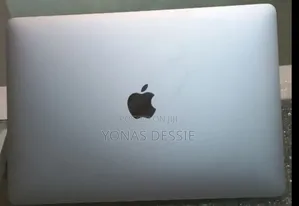 New Laptop Apple MacBook Pro M1 8GB SSD 256GB