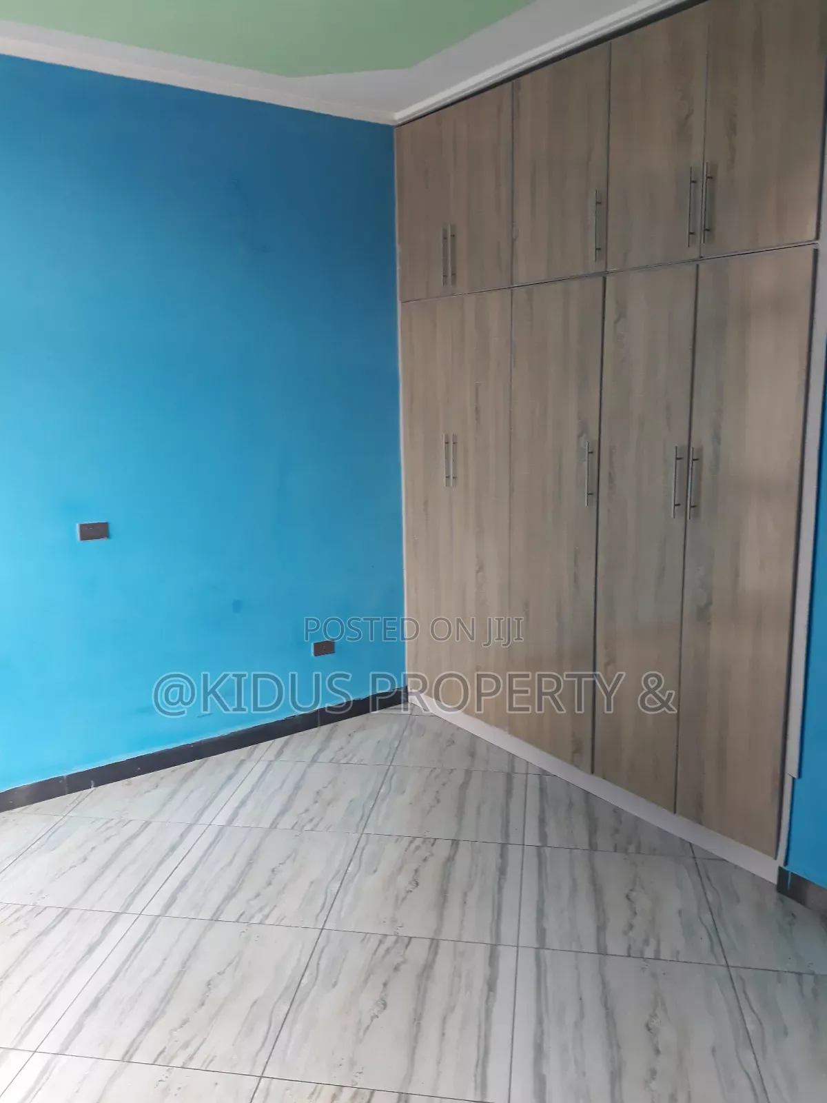 3bdrm Apartment in Lebu Medhaniyalem, Nifas Silk-Lafto for rent