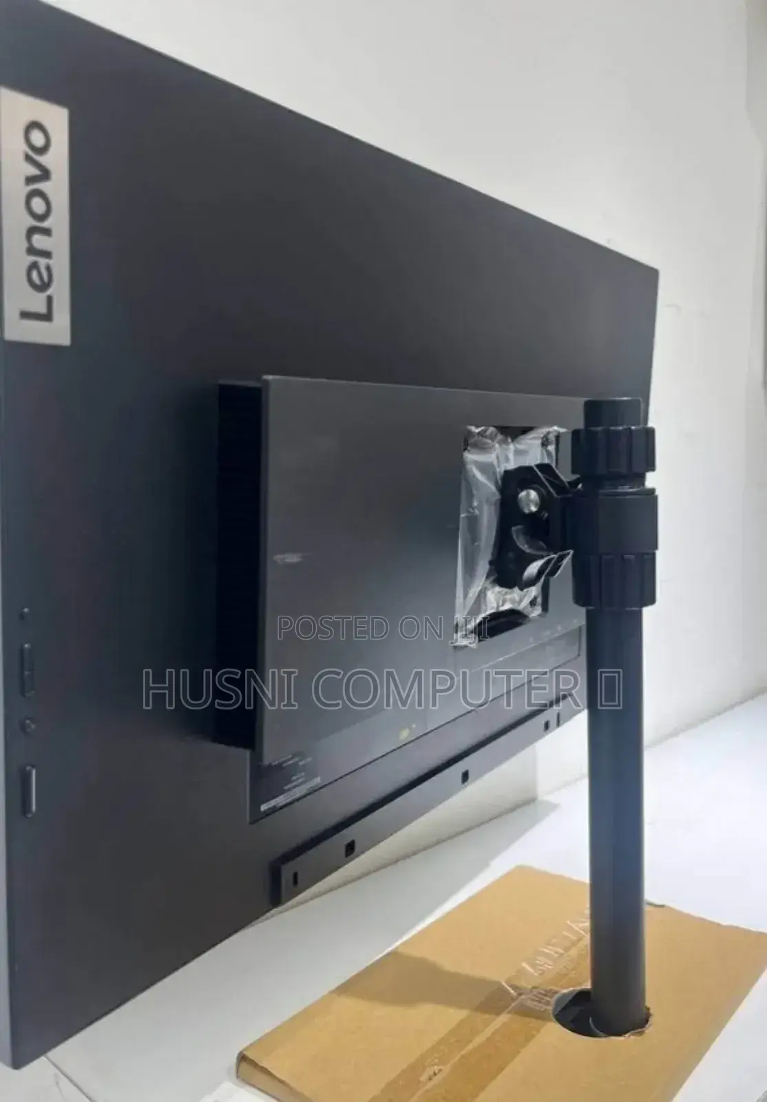 Lenovo 32inch Moniter