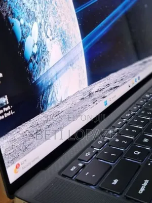 Photo - New Laptop Dell XPS 15 32GB Intel Core I7 SSD 512GB