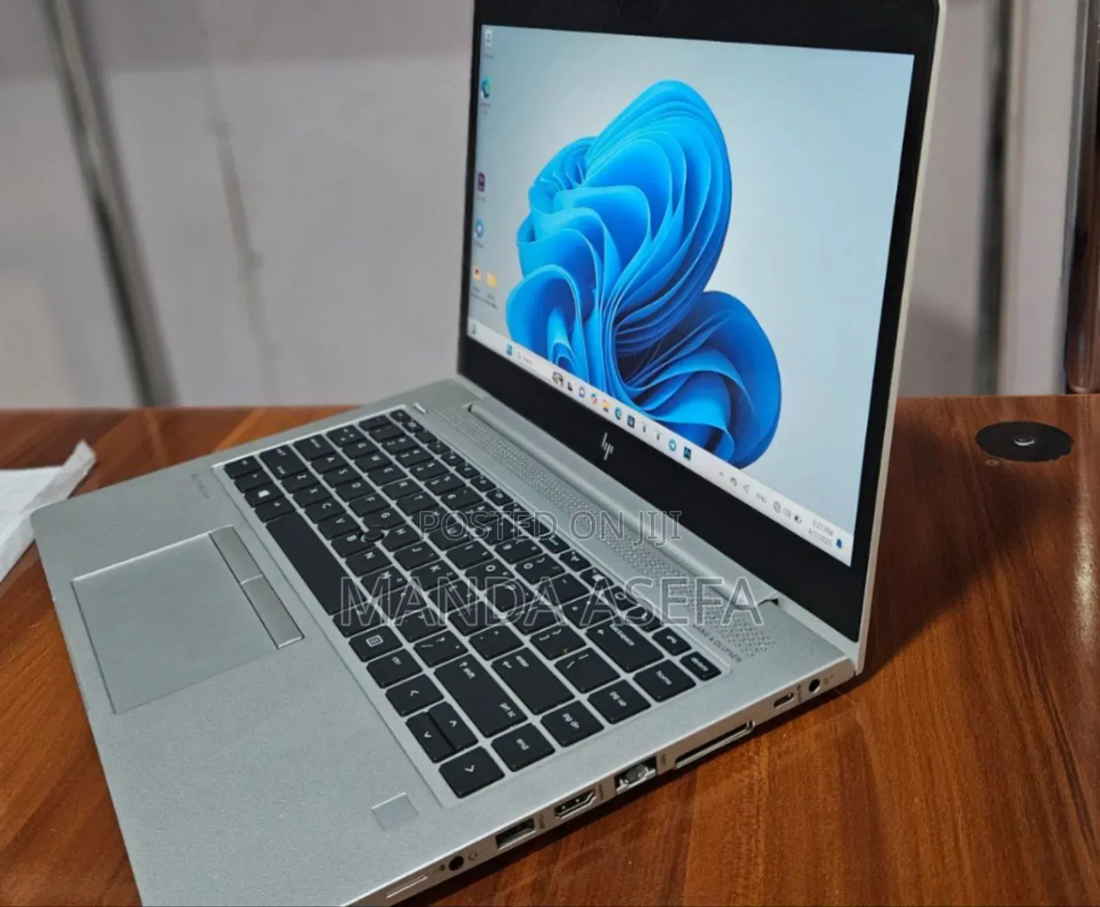 New Laptop HP EliteBook 745 G6 8GB AMD Ryzen 5 SSD 256GB