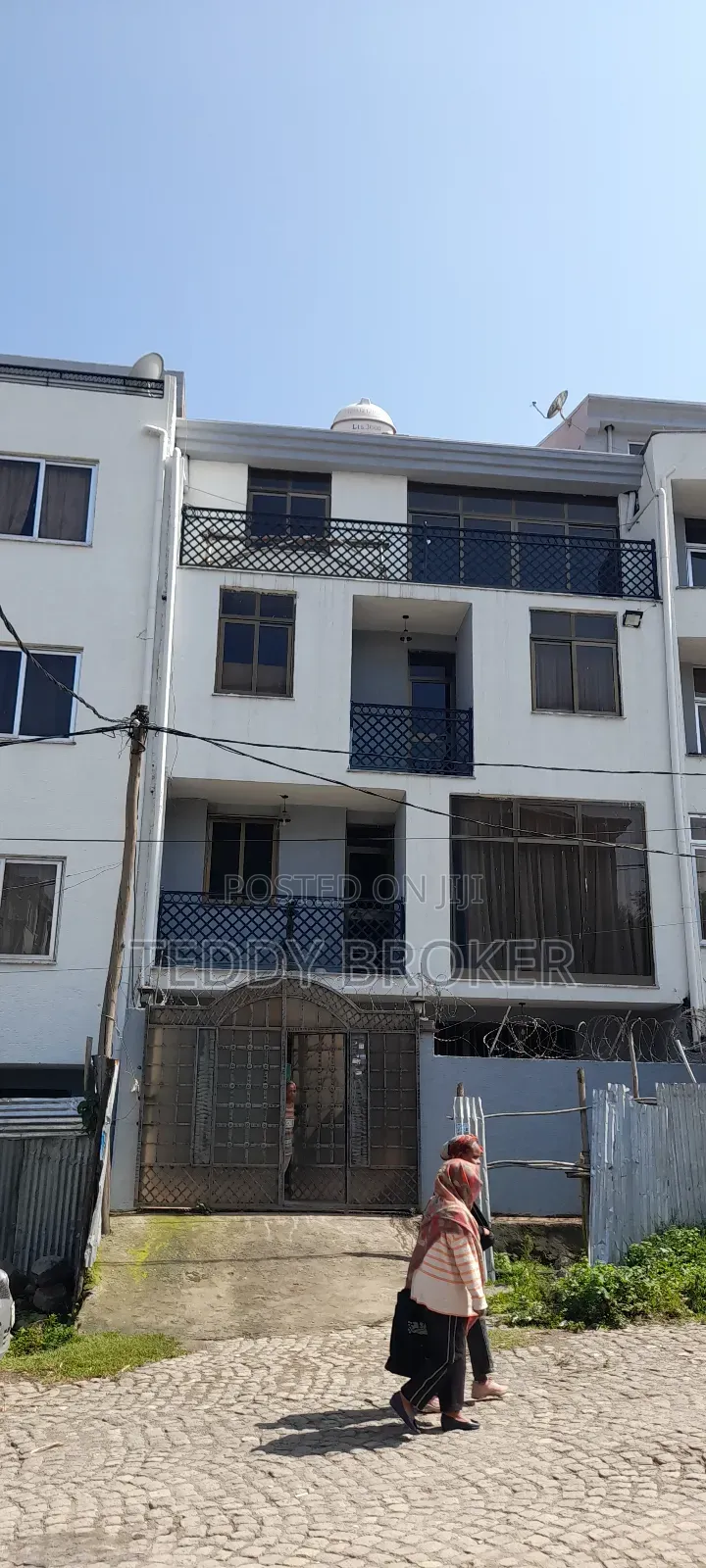 6bdrm House in ሃይሌ ጋርመንት, Nifas Silk-Lafto for sale
