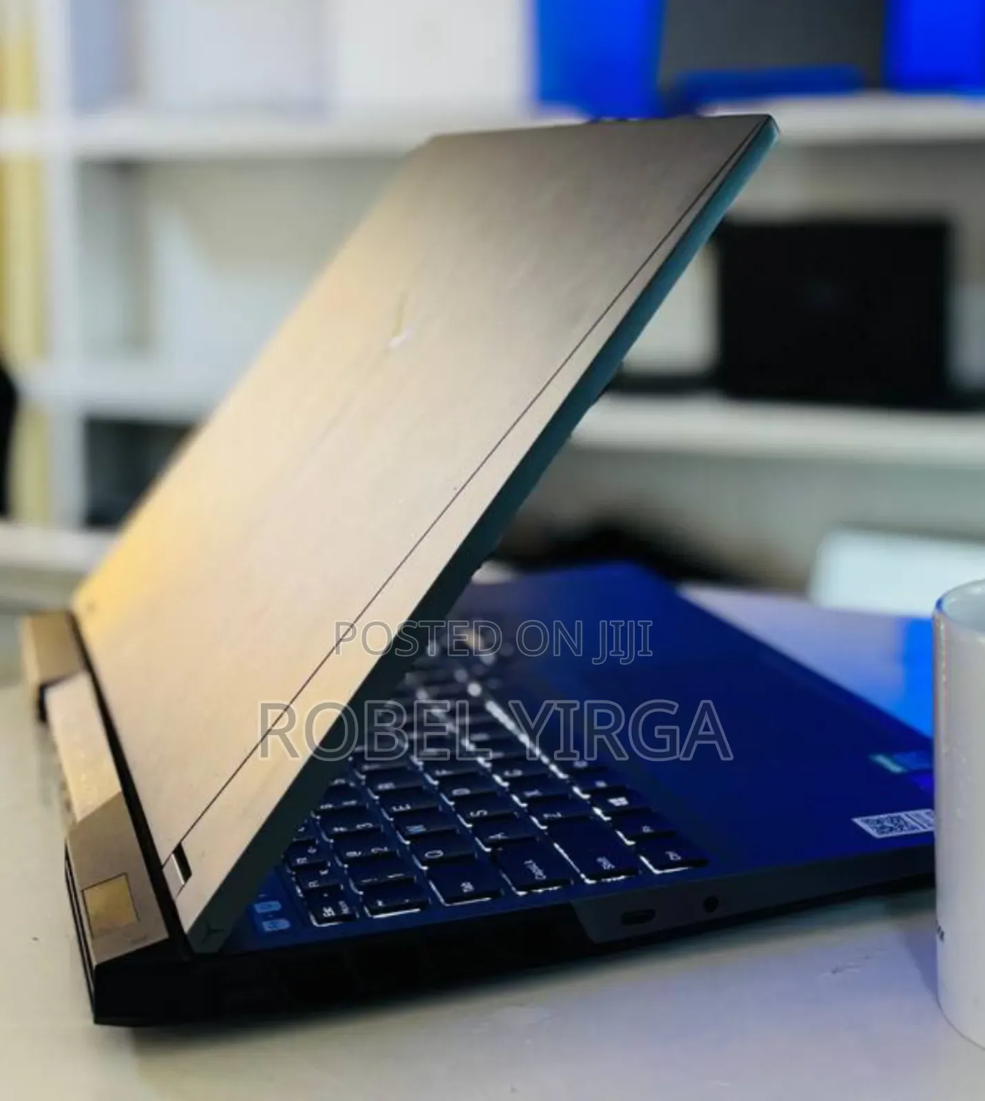 New Laptop Lenovo 16GB AMD Ryzen 7 SSD 512GB